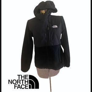 The North Face Black Polartek Fleece Women’s Small